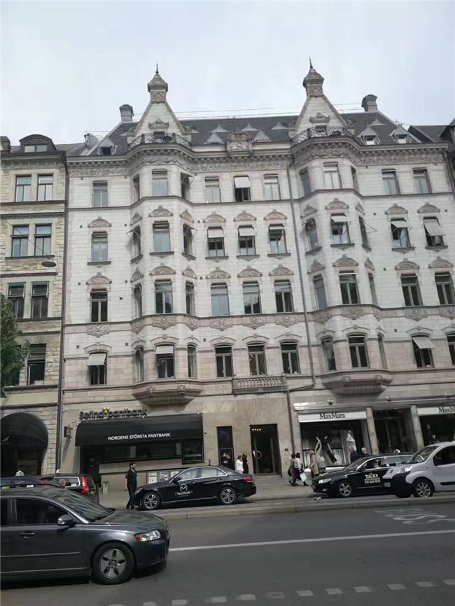 北歐+俄羅斯14日游集錦 沙尼亞首都塔林、諾貝爾文學(xué)研究院、天主教堂、王宮和皇家圖書館