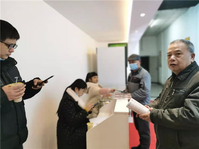 四川中青旅綿陽分社、綿陽市中旅假日旅行社、綿陽自來文化傳播有限公司24H自助售貨服務(wù)盛大開業(yè)