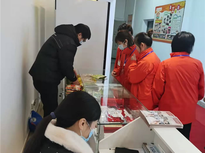 四川中青旅綿陽分社、綿陽市中旅假日旅行社、綿陽自來文化傳播有限公司24H自助售貨服務(wù)盛大開業(yè)